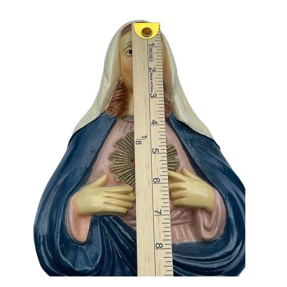 Midcentury Virgin Mary immaculate Heart wall plaque. Chalk-ware Catholic - Picture 3 of 4